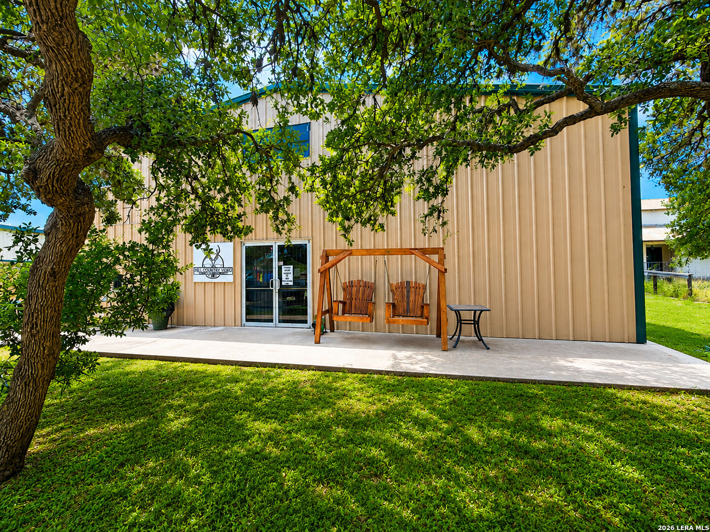 Property Photo:  206 N Leon Klink St  TX 78833 