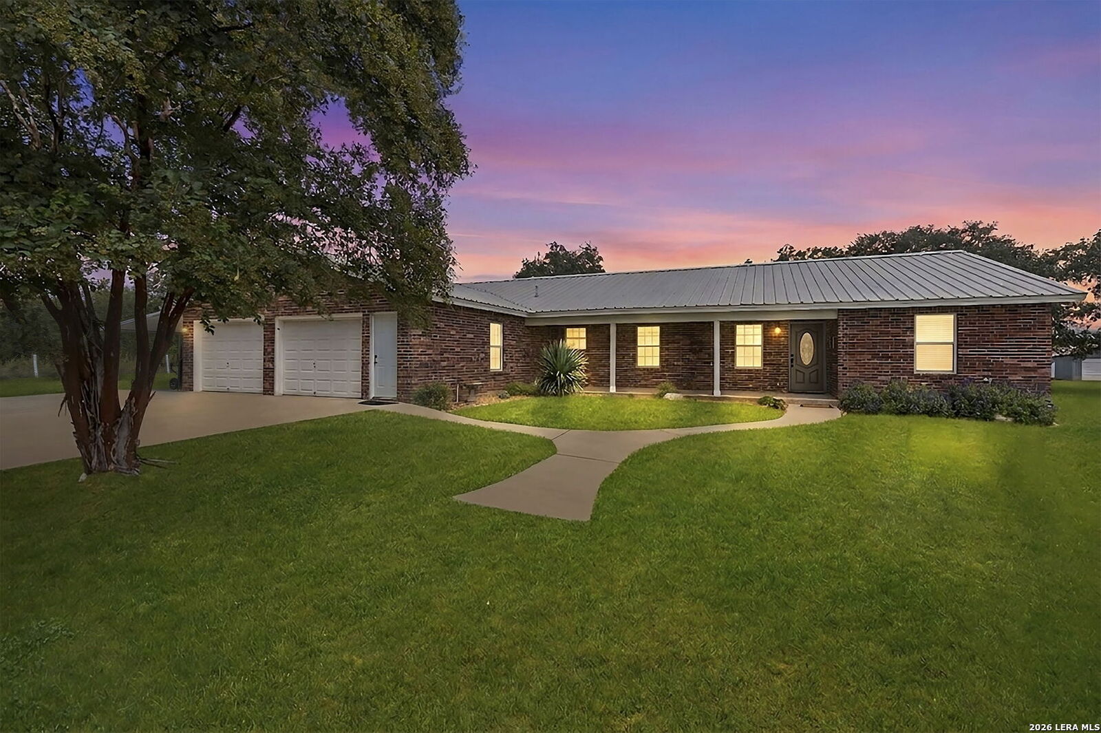 Property Photo: 172 Meadow Lake Dr TX 78155