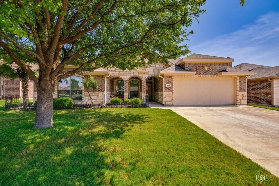 Property Photo: 3610 Canadian Street TX 76904