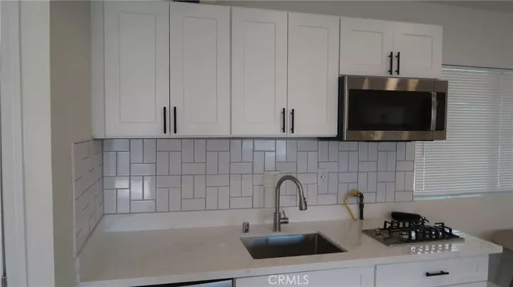 Property Photo:  220 E Madison B  CA 92870 