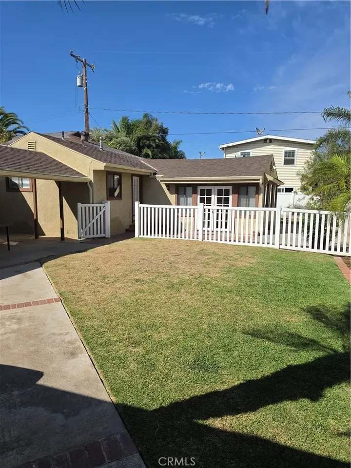 Property Photo:  2212 Laurel  CA 92663 