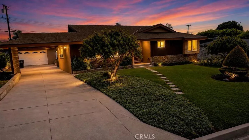Property Photo:  116 Eseverri  CA 90631 