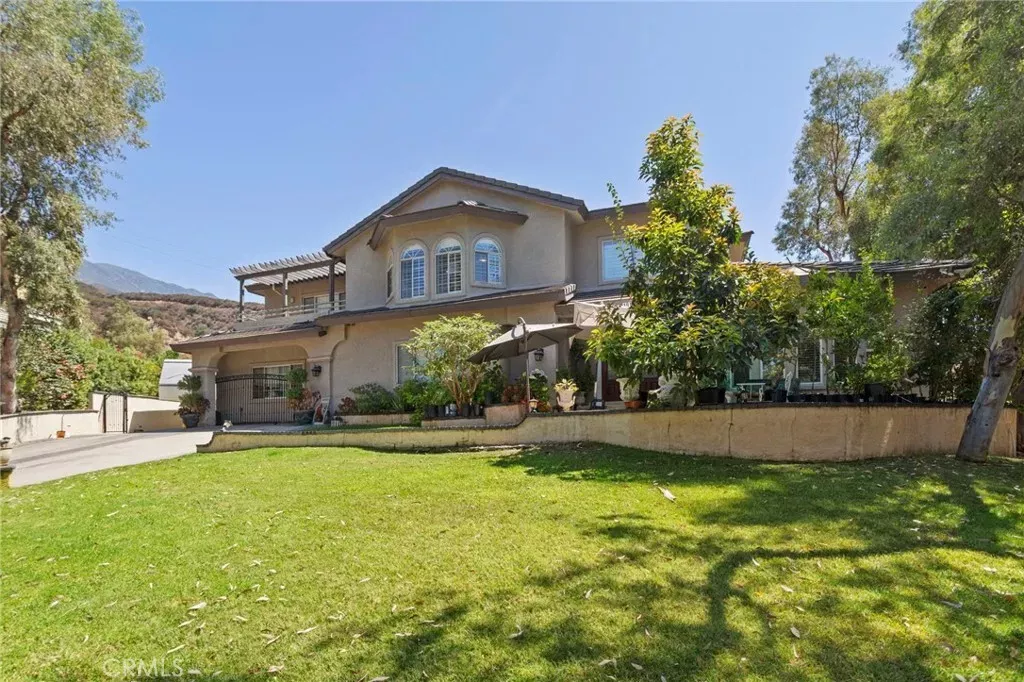 Property Photo:  10174 Sun Valley  CA 91737 
