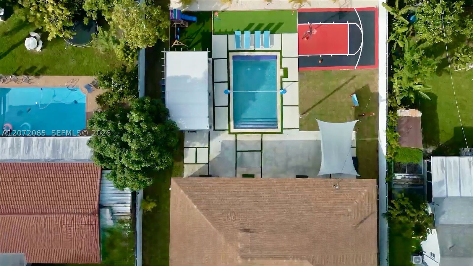 Property Photo: 10245 SW 212th St FL 33189