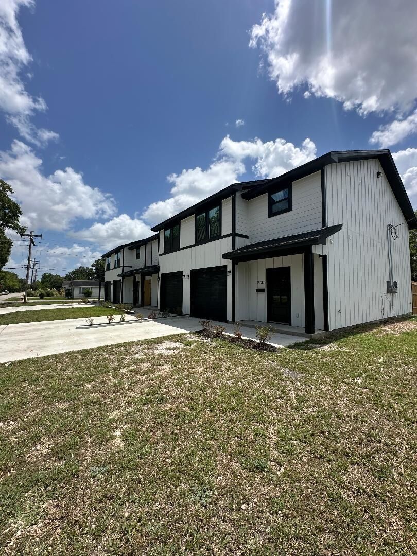 Property Photo:  2725 Nora  TX 77705 