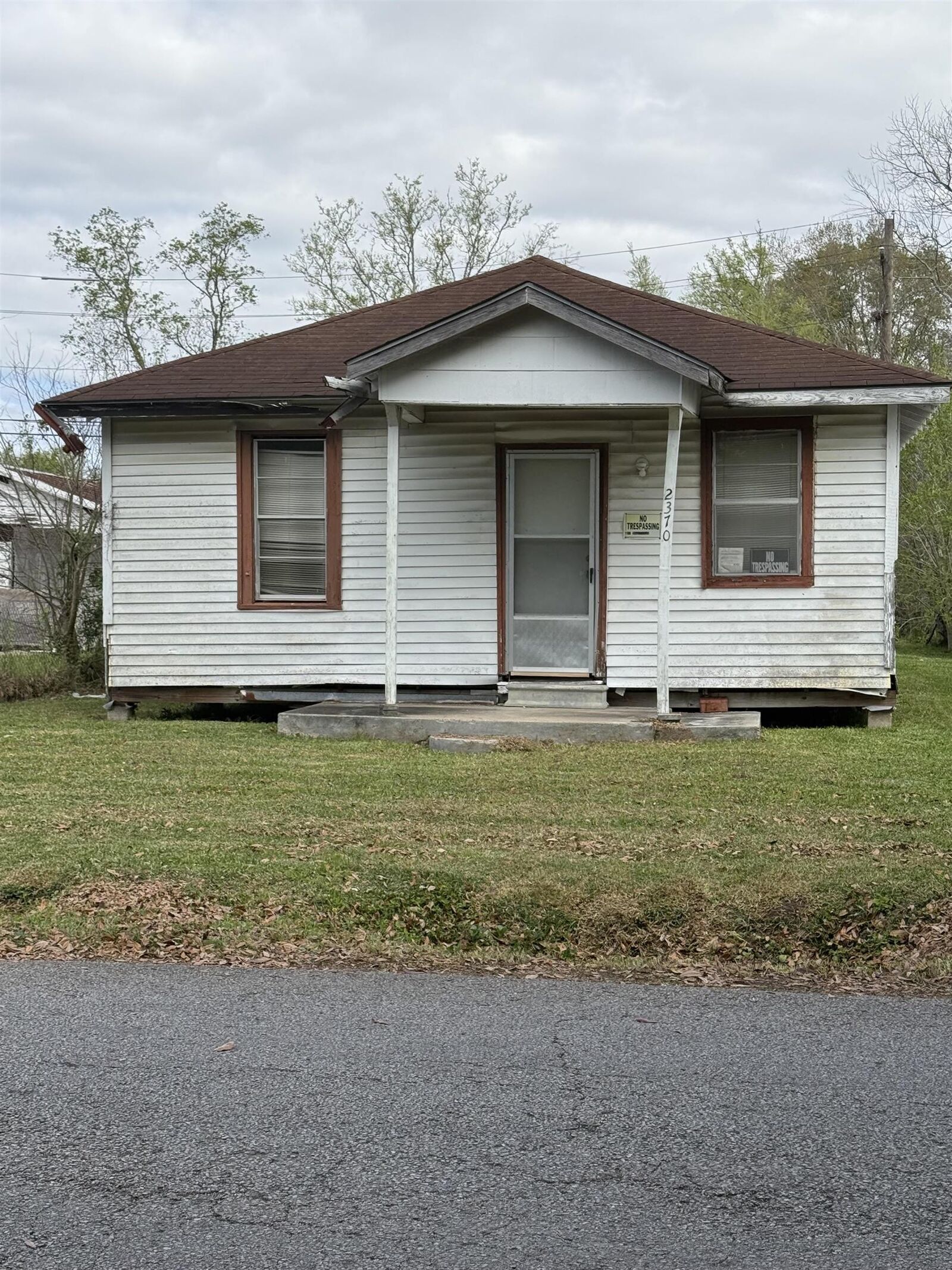 Property Photo:  2370 Euclid  TX 77705 