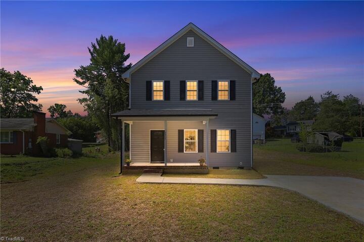 Property Photo: 2808 Reynolds Park Road NC 27107