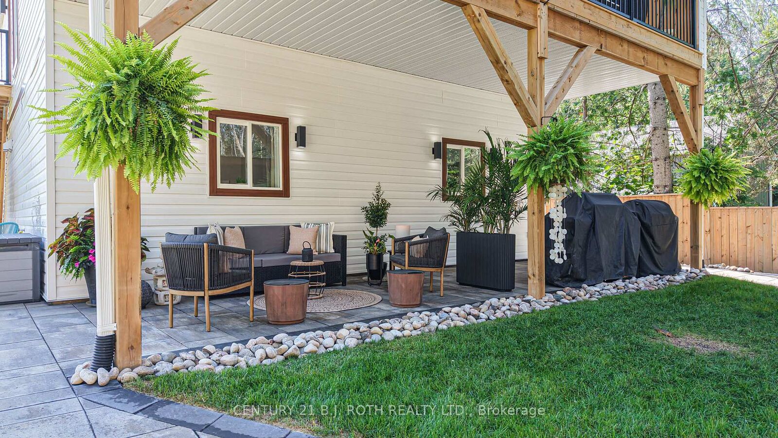 Property Photo:  3332 Quetton Street  ON L0K 2B0 