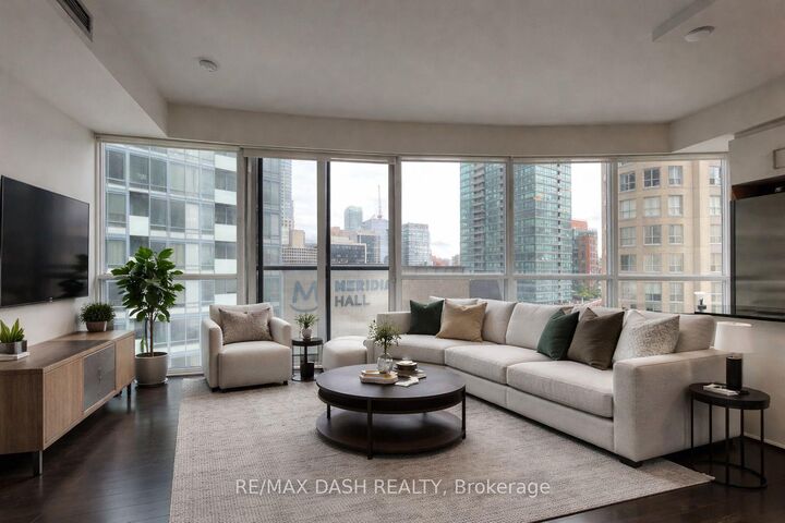 1 The Esplanade Drive 1005 — photo 1