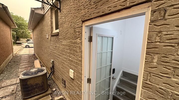 Property Photo:  70 Barnes Drive Bsmt  ON L1S 5G5 