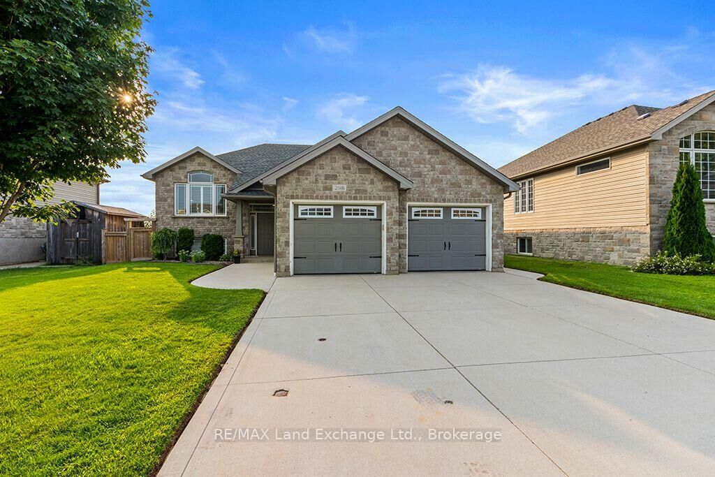 Property Photo: 298 Stickel Street ON N0H 2C1