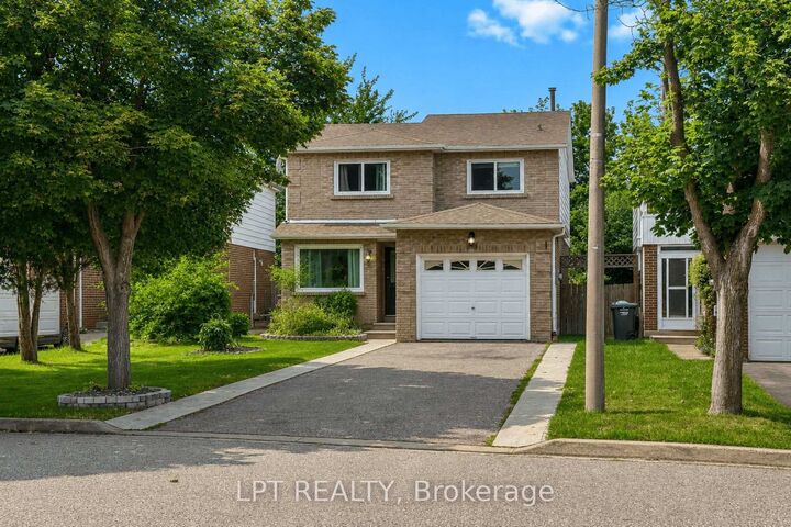 Property Photo:  38 Pickard Lane  ON L6Y 2M5 