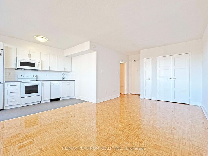 Photo de la propriété:  276 St George Street 308  ON M5R 2P6 