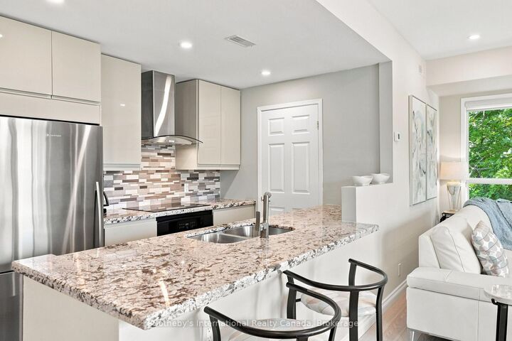 Property Photo: 464 Mariners Way ON L9Y 5C7