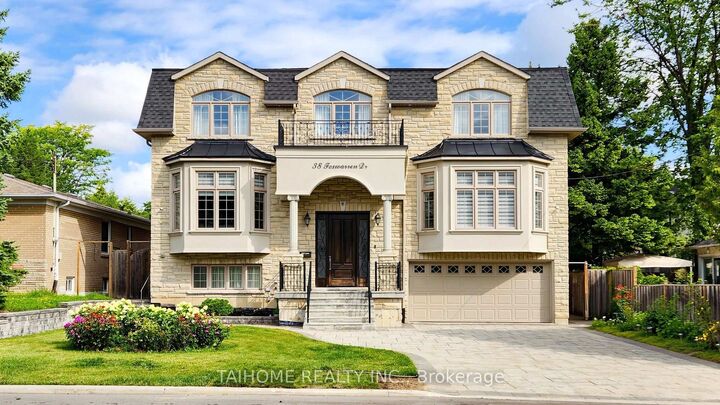 38 Foxwarren Drive — photo 1