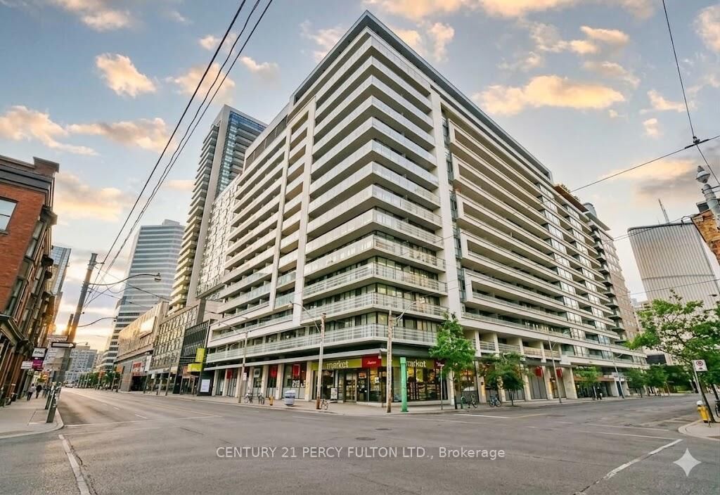 Property Photo: 111 Elizabeth Street 1501 ON M5G 1P7