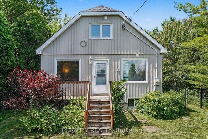 6811 Flewellyn Road — photo 1