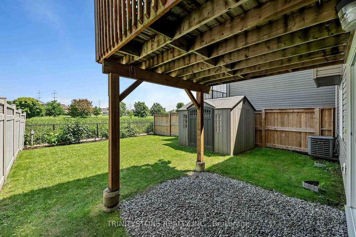 1114 Northgraves Crescent — photo 1