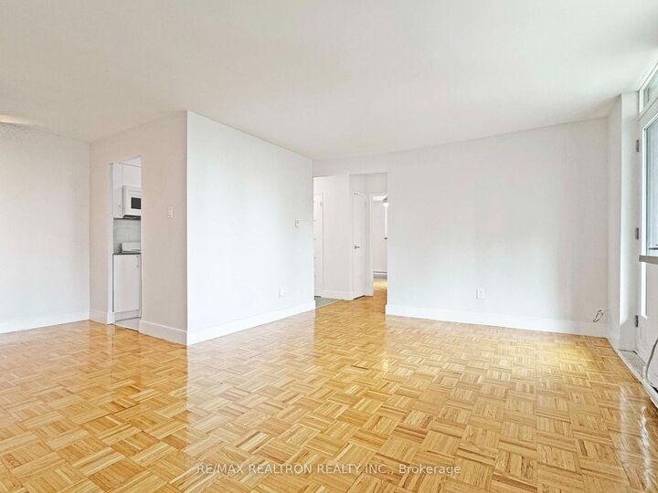 Property Photo:  55 Isabella Street 705  ON M4Y 1M8 