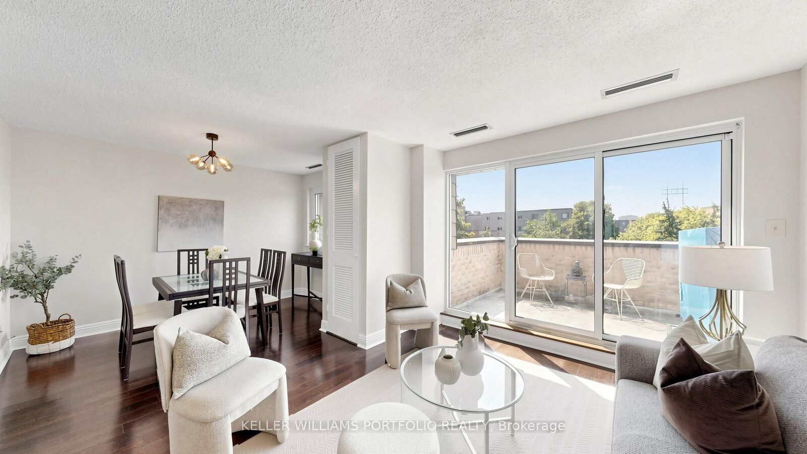 Property Photo: 4005 Don Mills Road 358 ON M2H 3J9