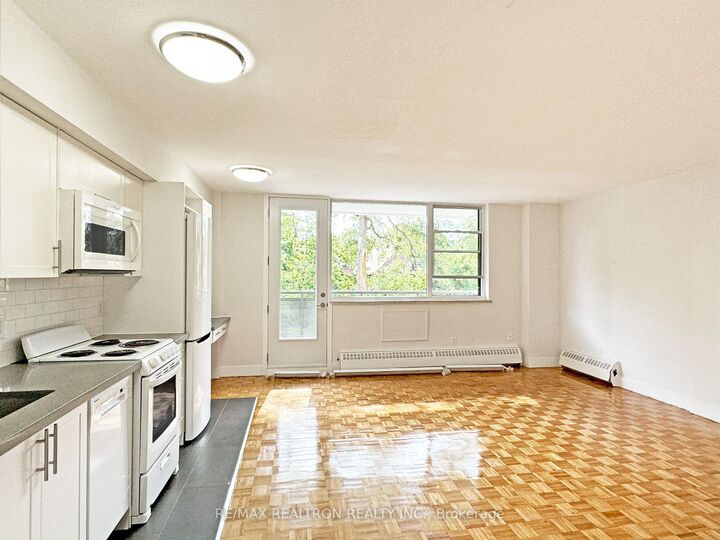Property Photo:  276 St George Street 804  ON M5R 2P6 
