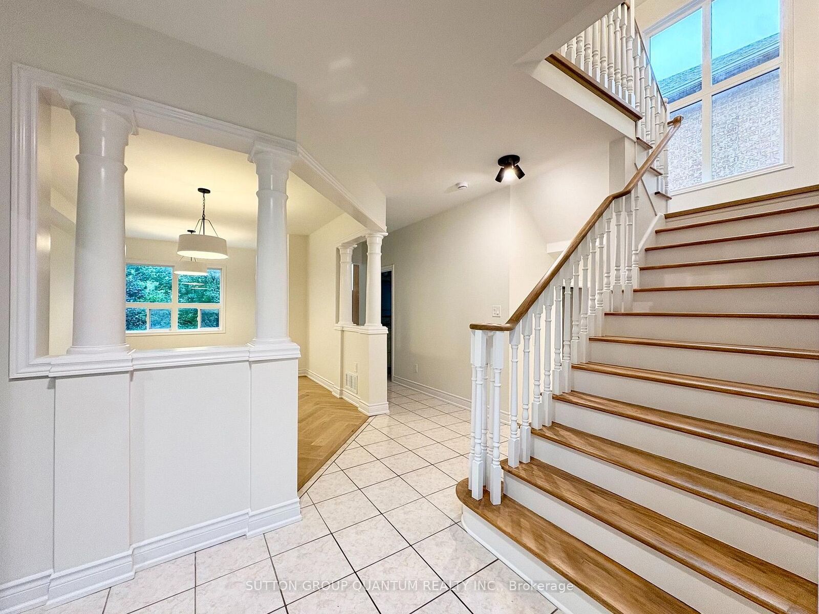 Property Photo:  3588 Rainpark Court  ON L5M 6X6 