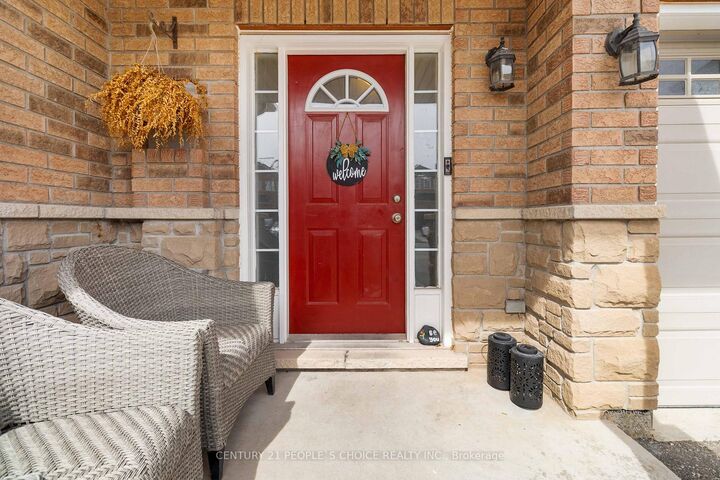 Property Photo: 2145 Redstone Crescent ON L6M 5B2