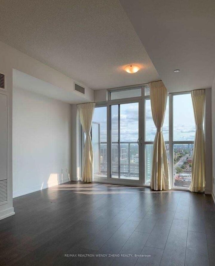 Property Photo:  125 Redpath Avenue 1812  ON M4S 0B5 
