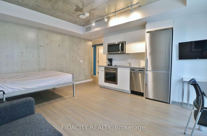 Property Photo: 105 Champagne Avenue S 2018 ON K1S 5E5