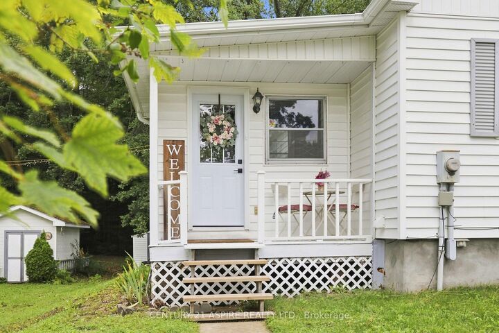 Property Photo: 2583 B Line Road ON K8A 6W8