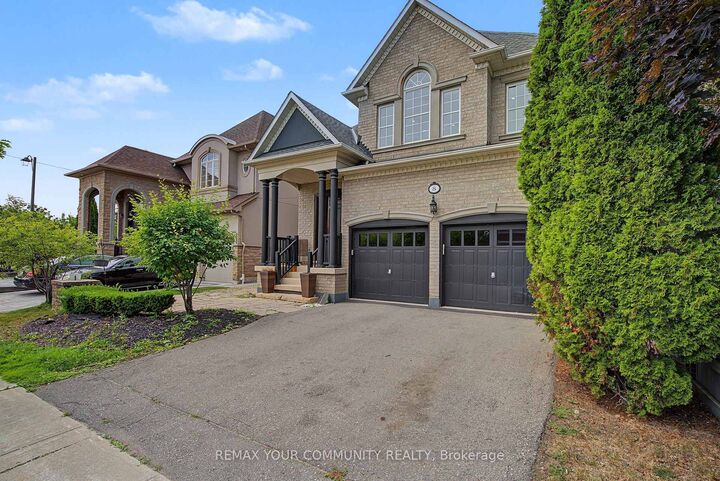 Property Photo: 8 Yemina Gate ON L6A 0G9