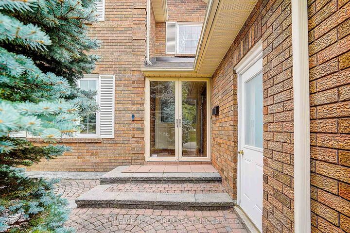 51 Leighland Drive — photo 1