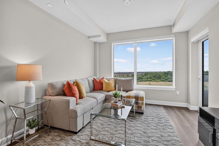 Property Photo: 3200 William Coltson Avenue 622 ON L6H 7B9