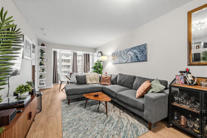 Property Photo: 85 East Liberty Street 913 ON M6K 3R4