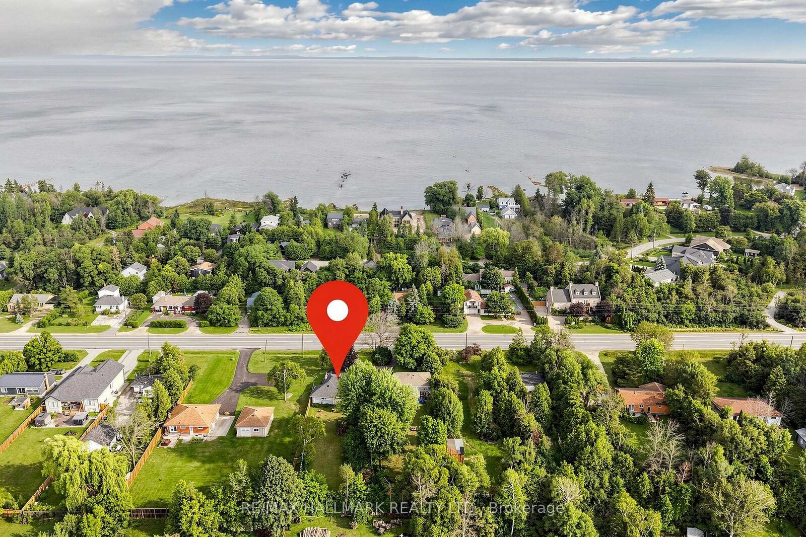 Property Photo: 9775 Beachwood Road ON L9Y 3Z1