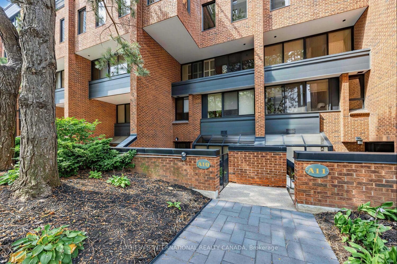 Property Photo: 142 Pears Avenue A10 ON M5R 1T2