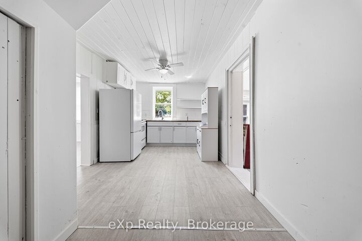 Property Photo: 188 Dundas Street W ON K8V 3R2