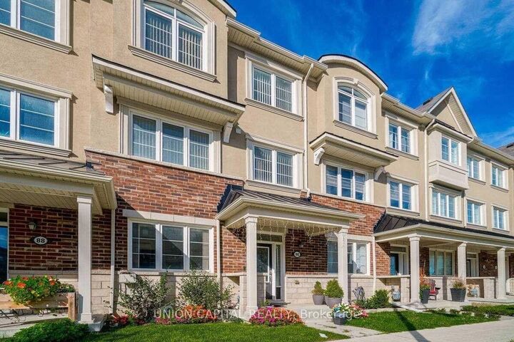 Property Photo: 90 Cornell Centre Boulevard ON L6B 1M9