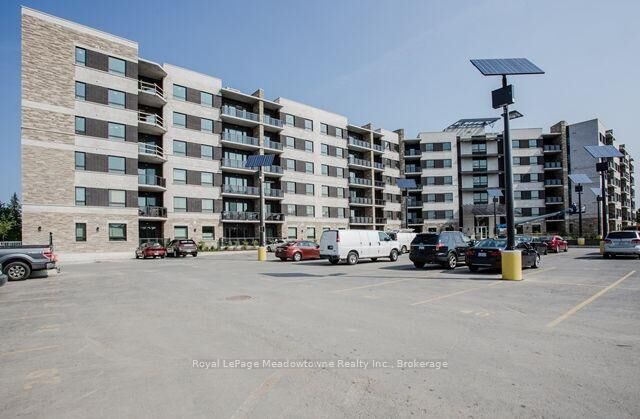 Property Photo: 33 Whitmer Street 309 ON L9T 8P9