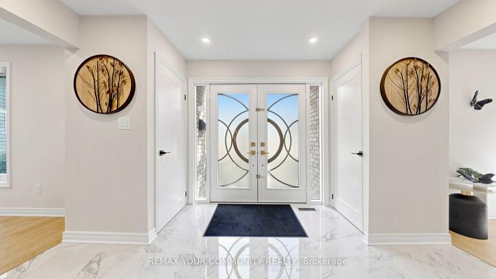 Property Photo: 170 Garden Avenue ON L4C 6M2
