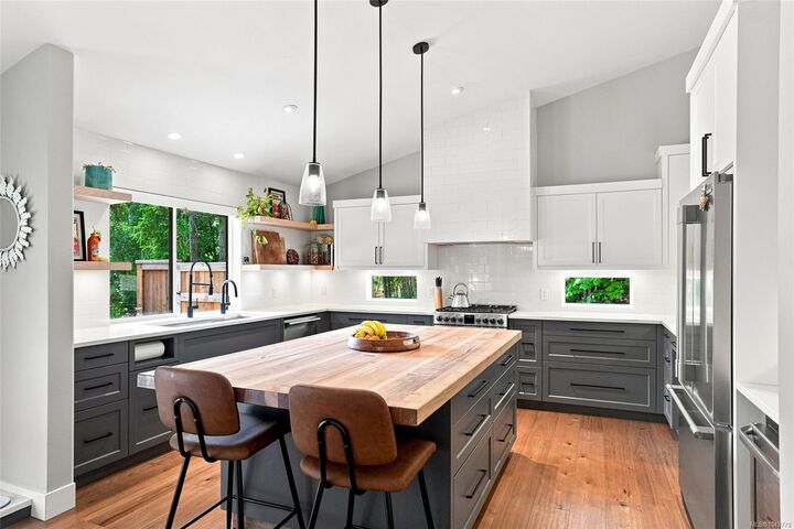 Property Photo: 2551 Schirra Dr BC V9P 9J9