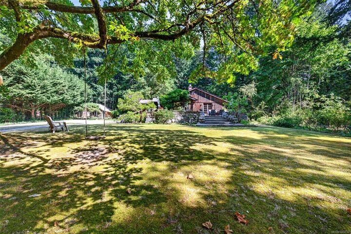Property Photo:  1390 Laurel Rd  BC V8L 5K8 