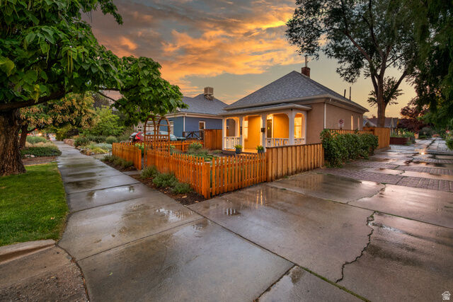 Property Photo: 652 S 500 E UT 84102