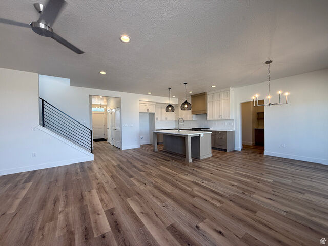 Property Photo: 2979 N Galloway Ln 275 UT 84404