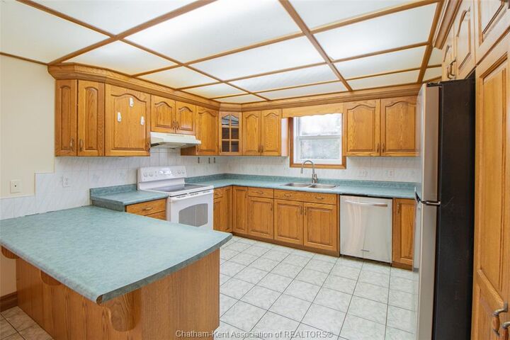 Property Photo: 1530 Mersea Rd D ... ON N8H 3V4