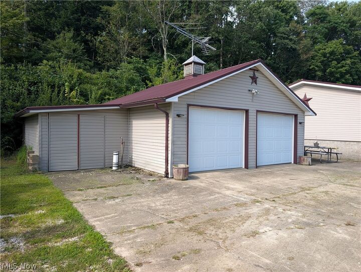 Property Photo: 10811 Freedom Road OH 43749