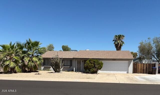 Property Photo: 6826 W Canterbury Drive AZ 85345