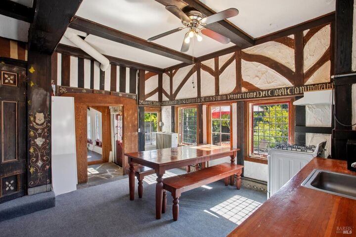 Property Photo:  26 Circle Avenue  CA 94941 