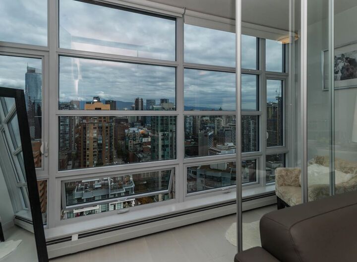 Property Photo:  1283 Howe Street 3003  BC V6Z 0E3 