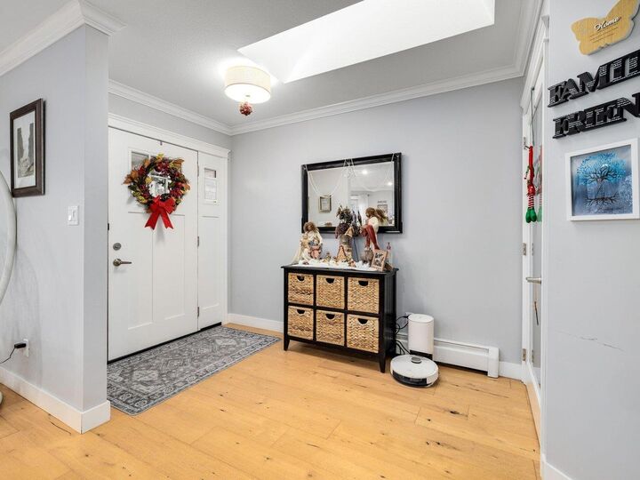 Property Photo: 16347 12 Avenue BC V4A 8C3